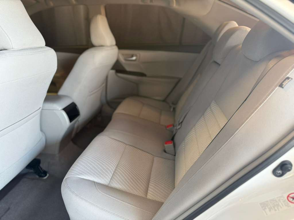 Toyota Camry SE 2017