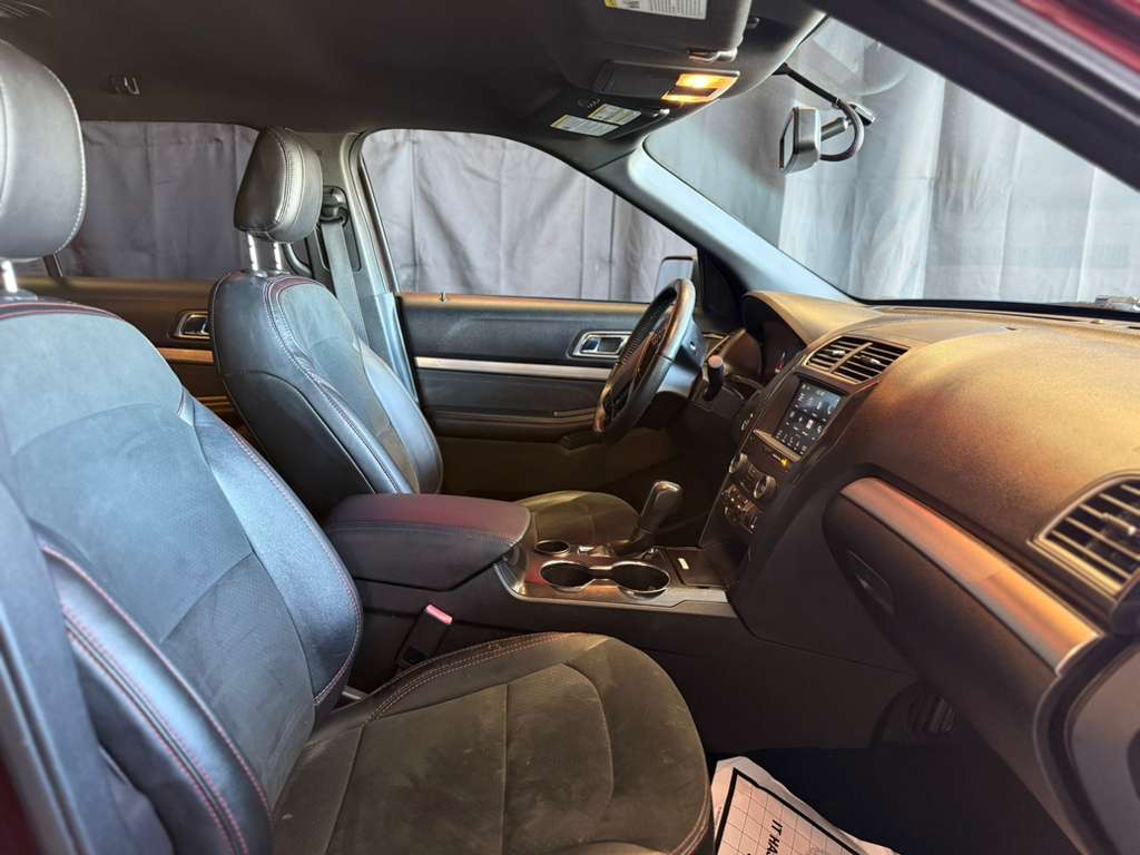 Ford Explorer XLT FWD 2019