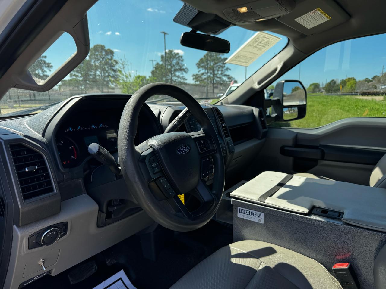 Ford F-250 SD Lariat SuperCab 2WD 2022