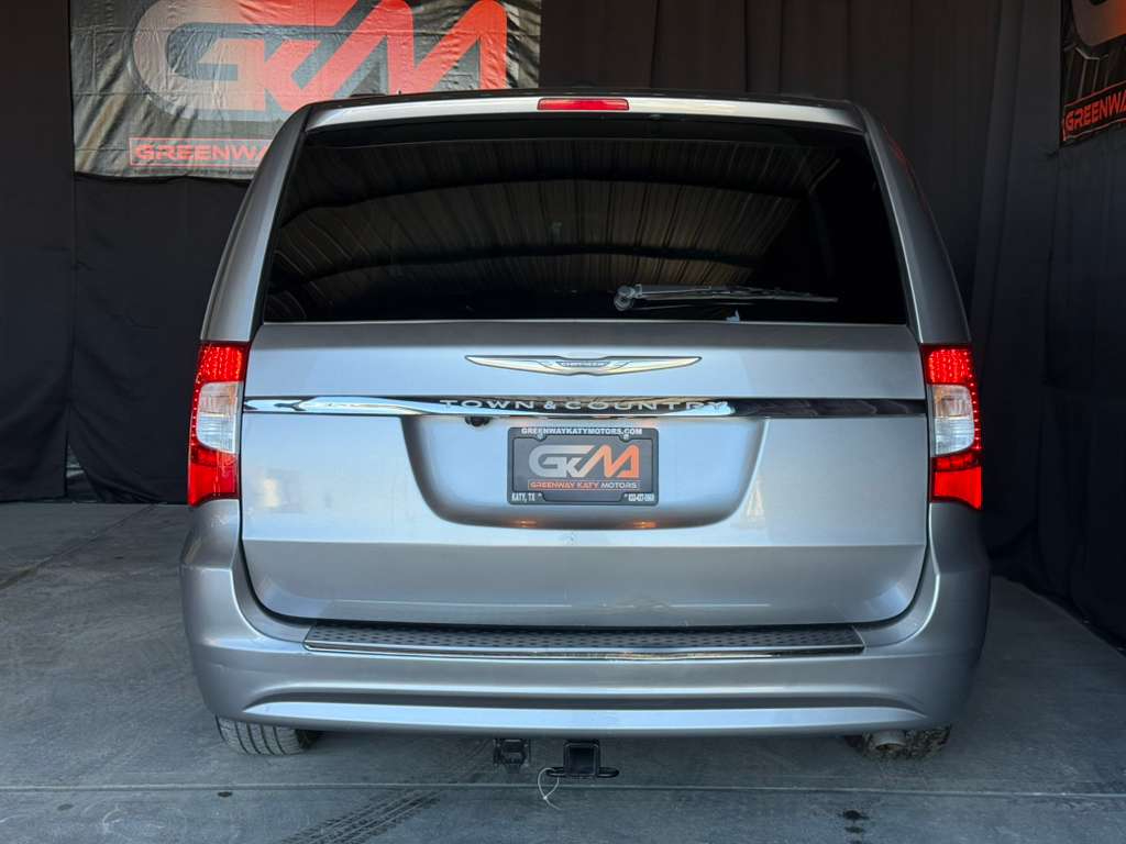Chrysler Town & Country Touring 2016