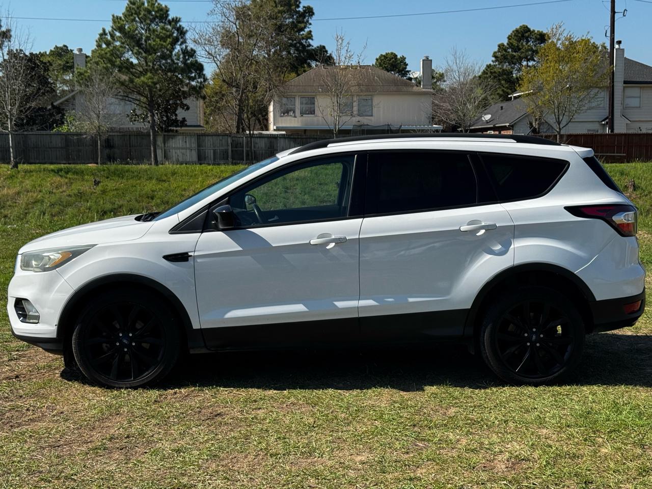 Ford ESCAPE SE  2017
