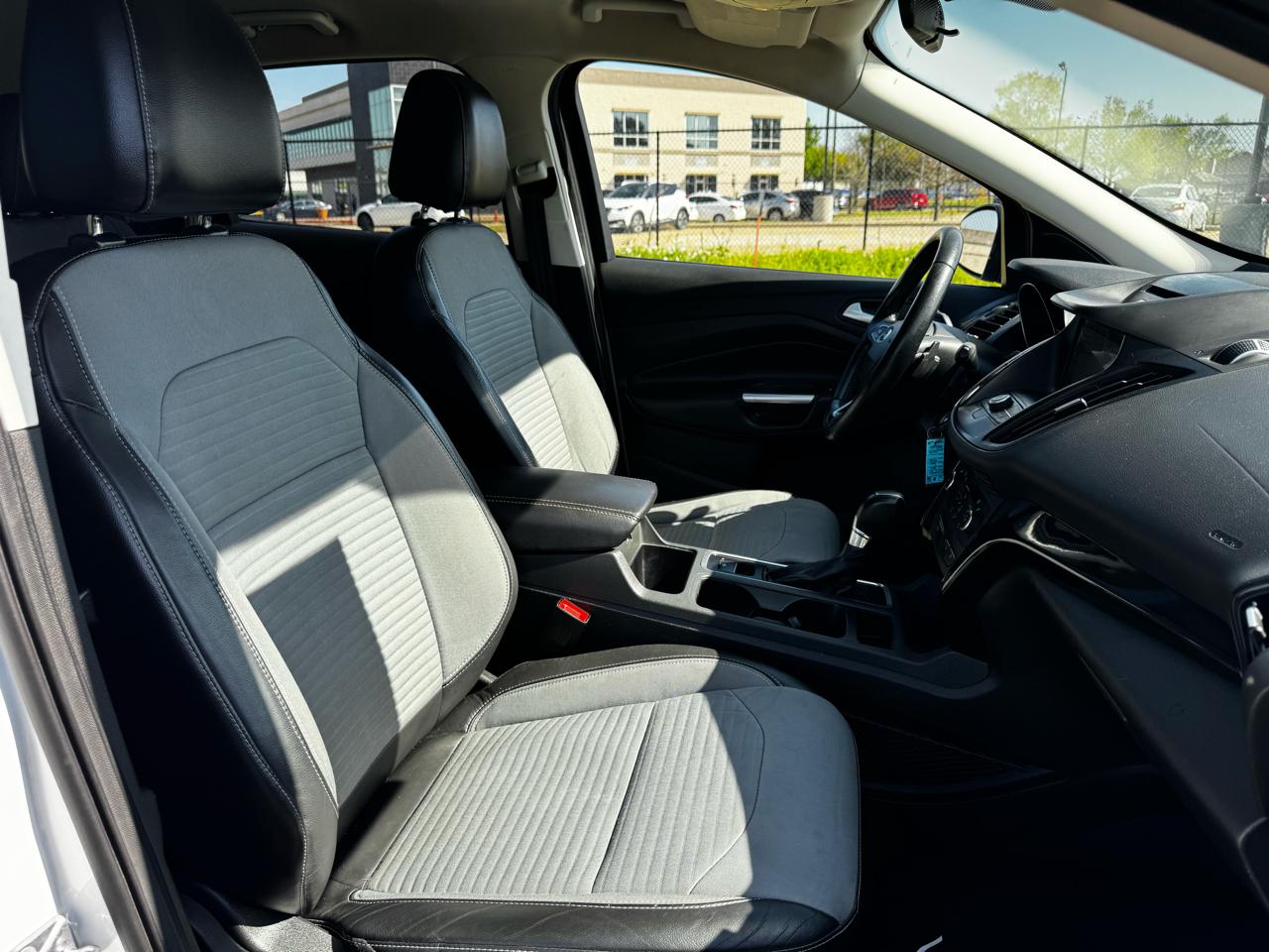 Ford ESCAPE SE  2017