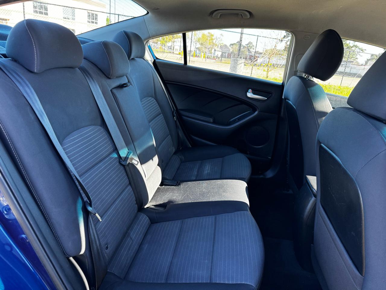 Kia Forte LX 6A 2017