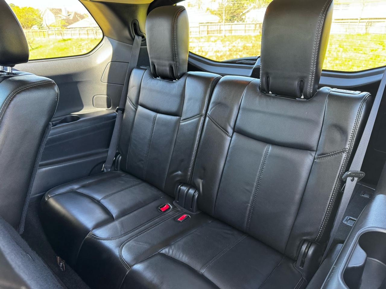 Nissan Pathfinder LE 2WD 2013