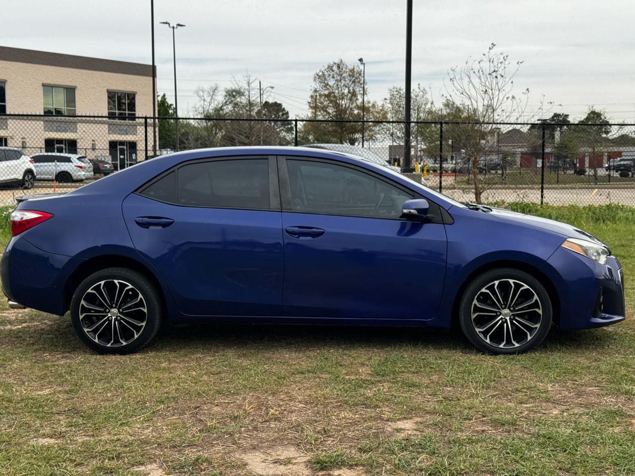 Toyota Corolla S Premium CVT 2016
