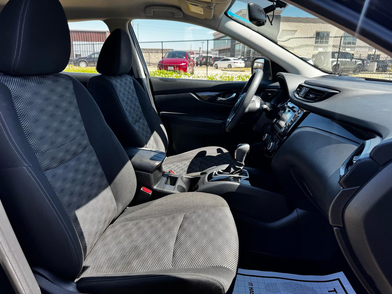 Nissan Rogue Sport SV 2018