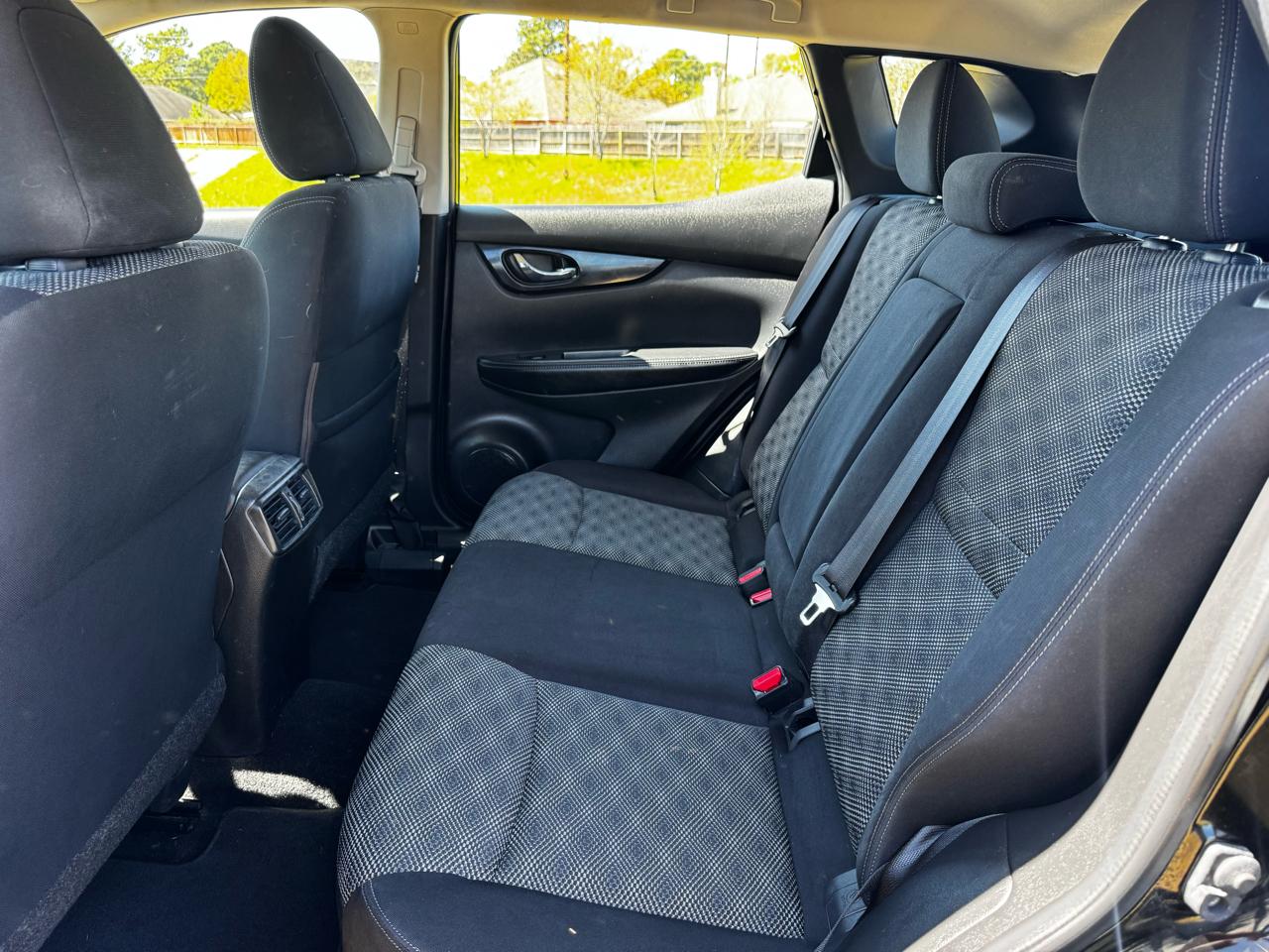 Nissan Rogue Sport SV 2018