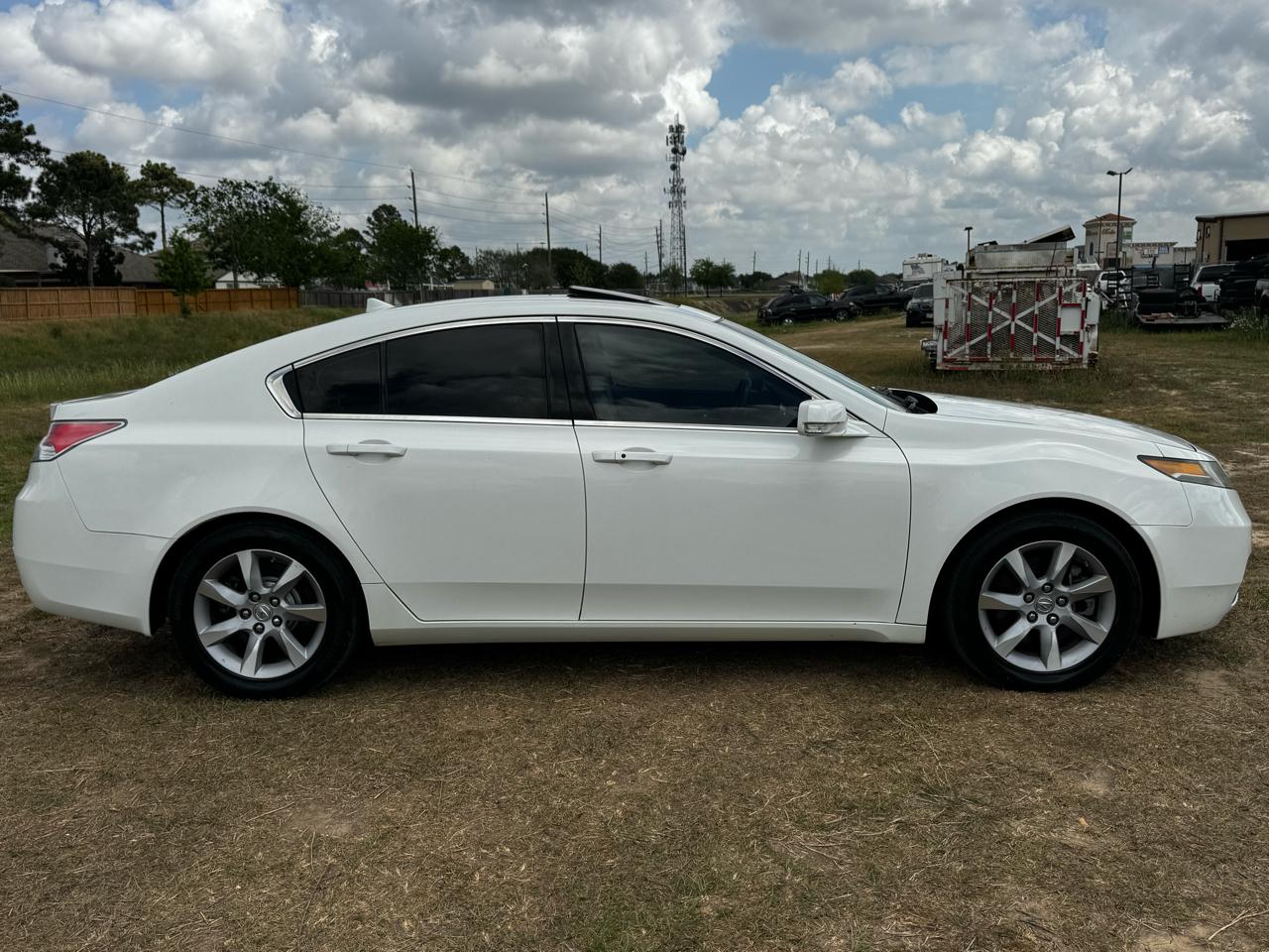 Acura TL 6-Speed AT with Tech Package and 18-In. WP 2012