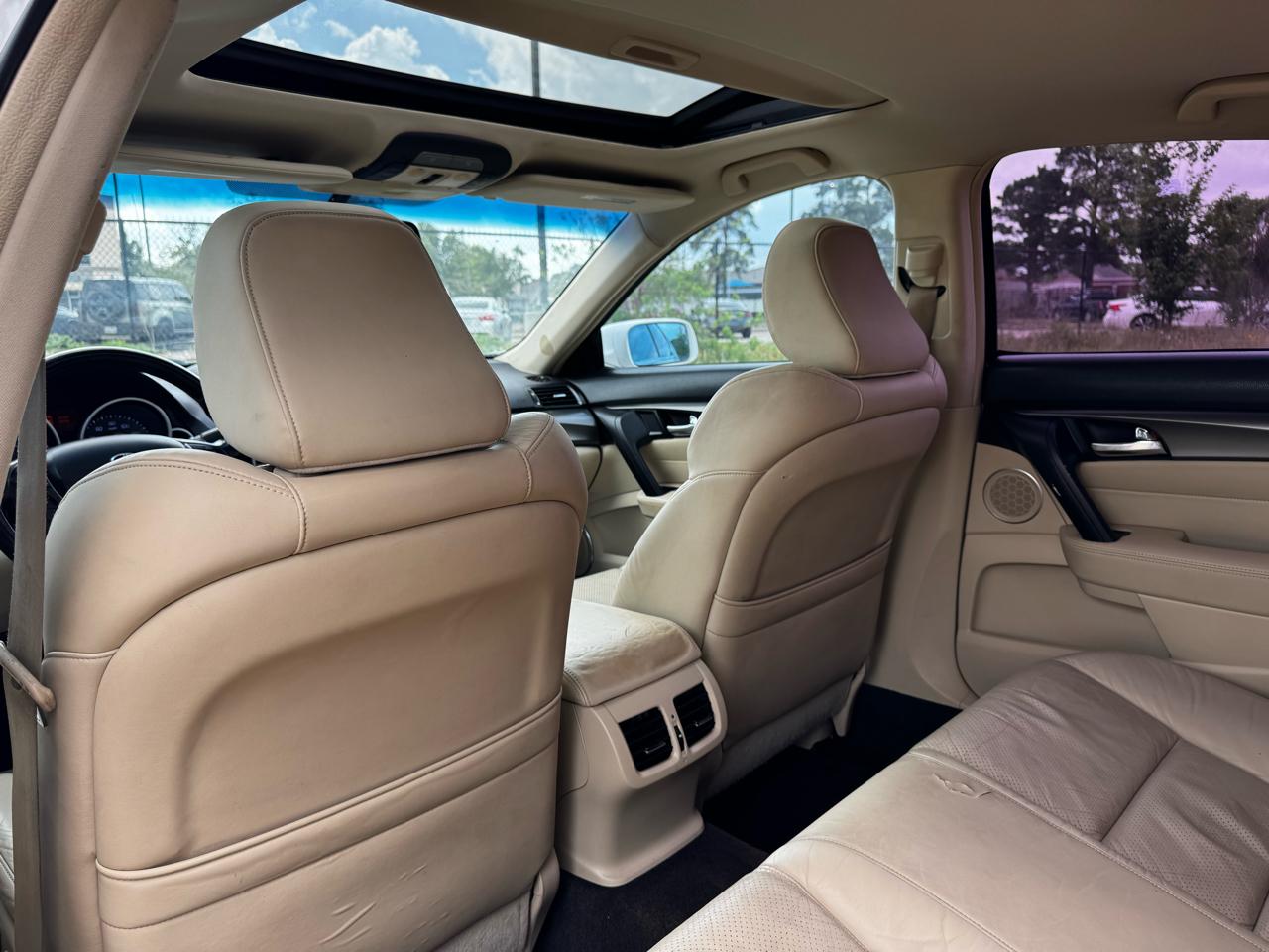 Acura TL 6-Speed AT with Tech Package and 18-In. WP 2012