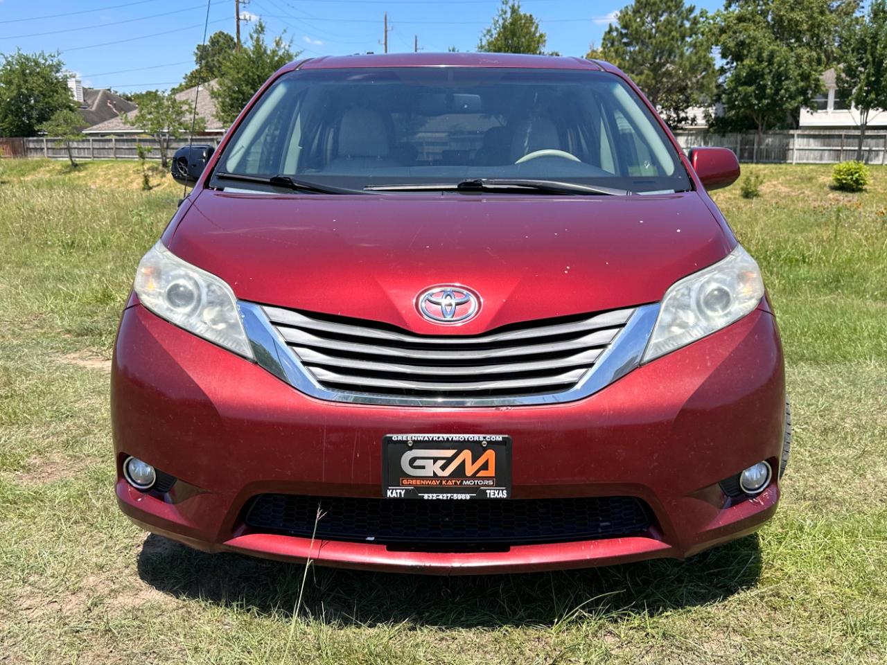 Toyota Sienna XLE FWD 8-Passenger V6 2014