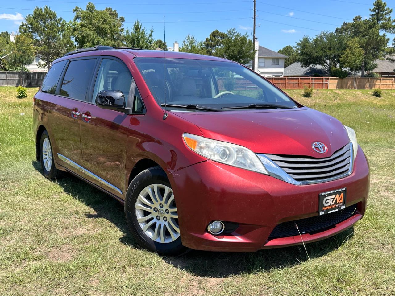 Toyota Sienna XLE FWD 8-Passenger V6 2014