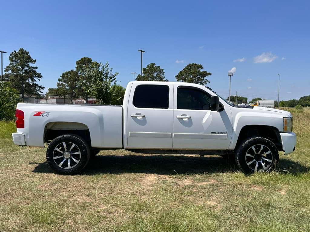 Chevrolet Silverado 2500HD LT1 Crew Cab Long Box 4WD 2008