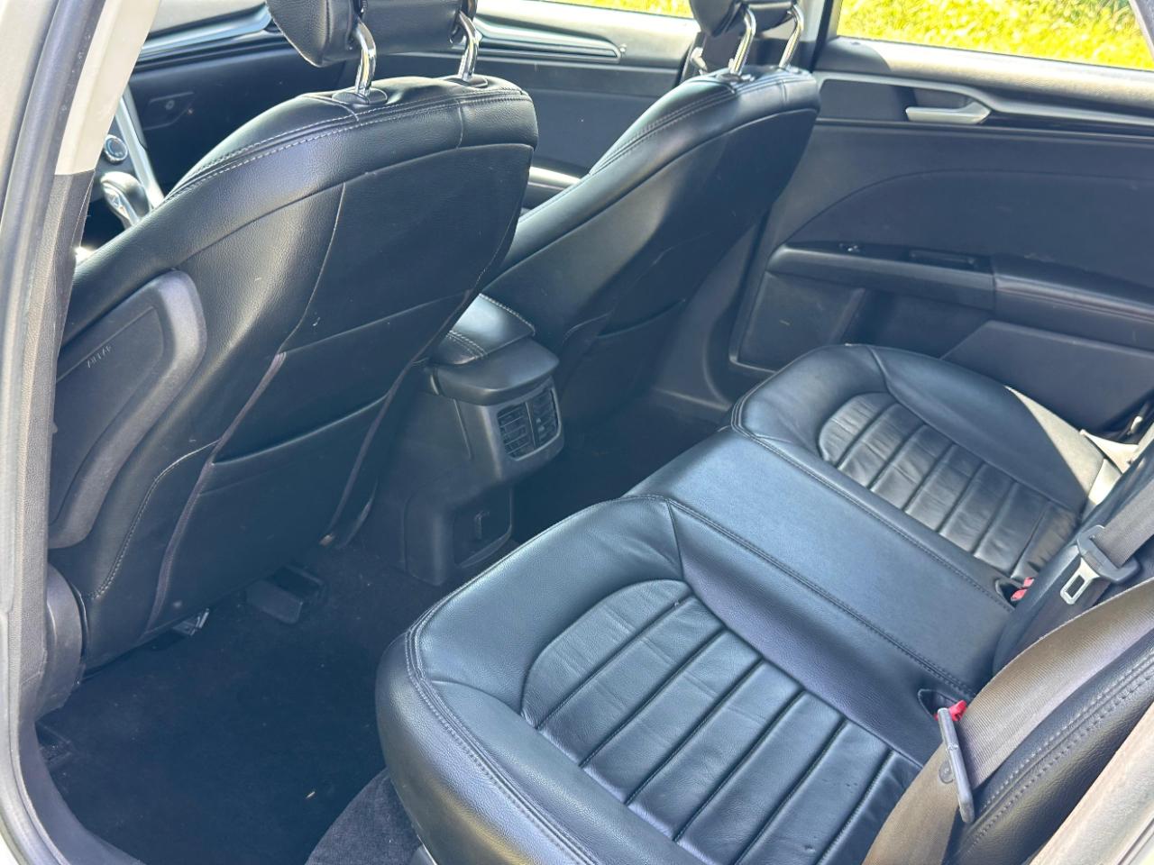 Ford Fusion SE 2013