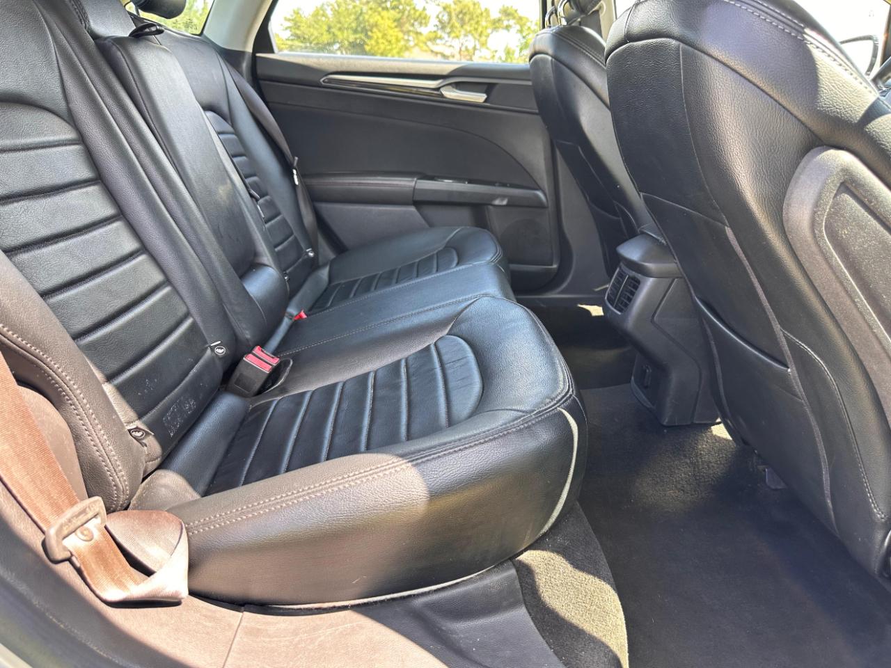 Ford Fusion SE 2013