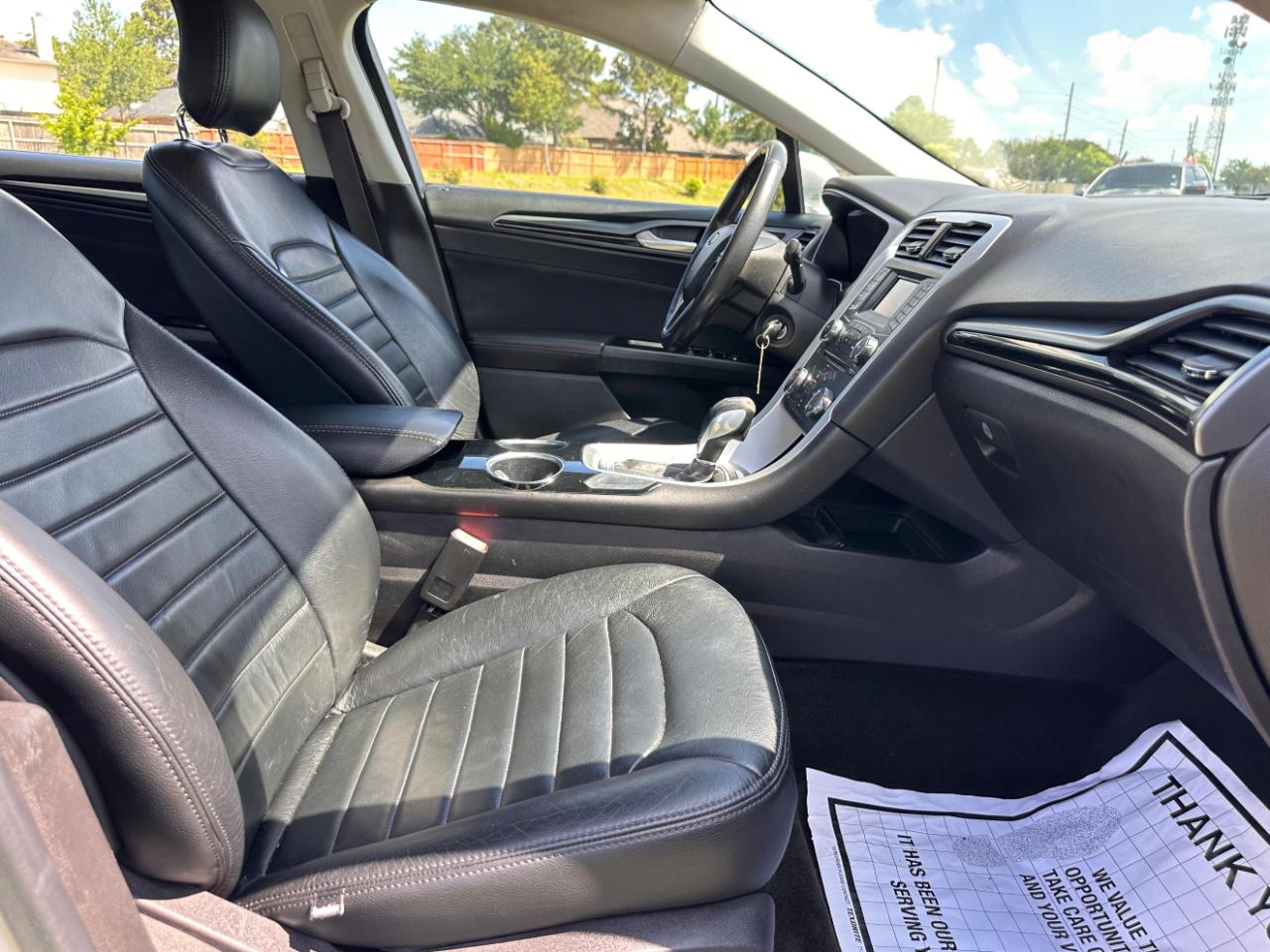Ford Fusion SE 2013