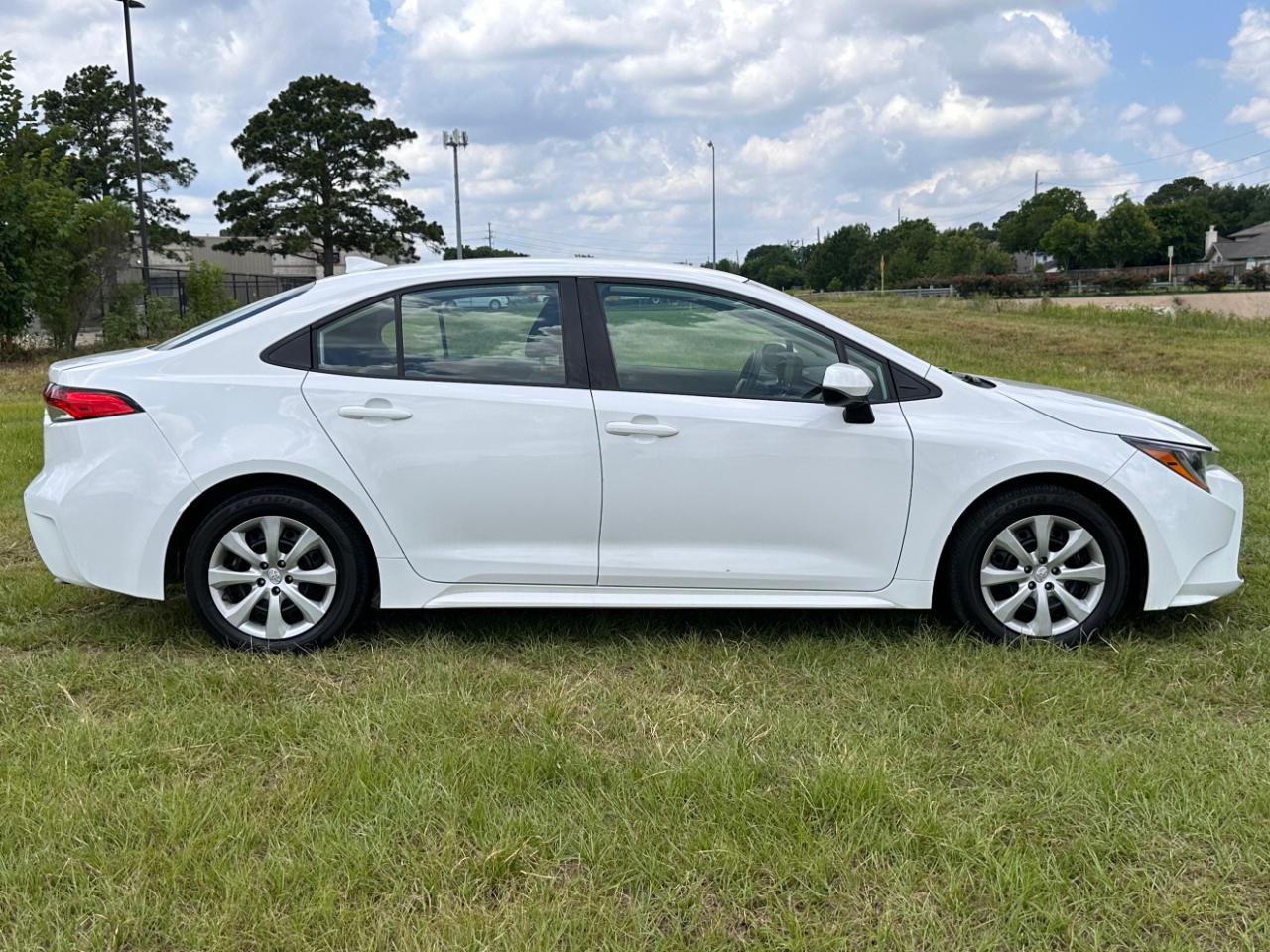 Toyota Corolla LE 2022