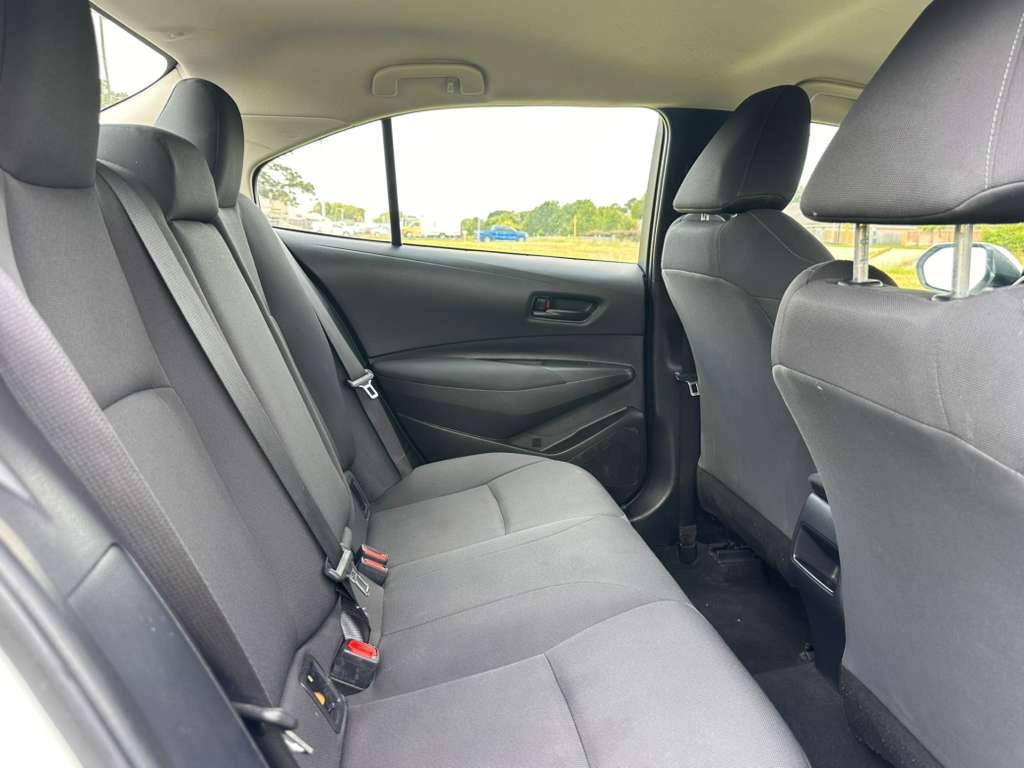 Toyota Corolla LE 2022