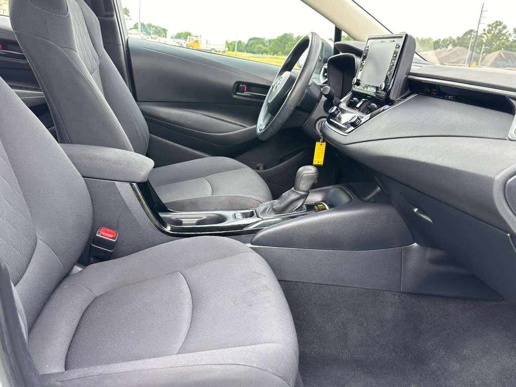 Toyota Corolla LE 2022