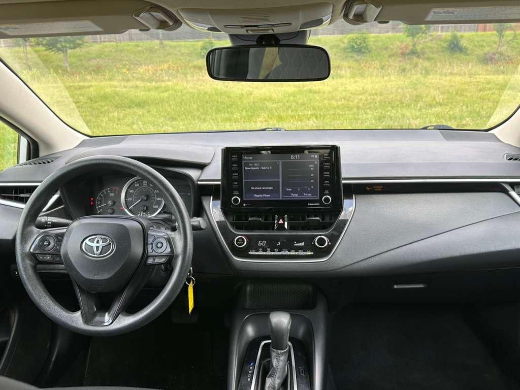 Toyota Corolla LE 2022