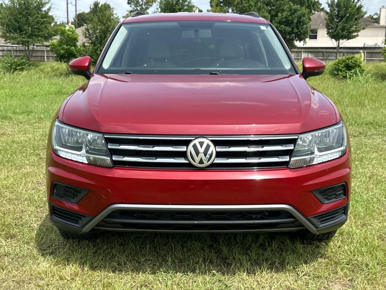 Volkswagen Tiguan S 2019