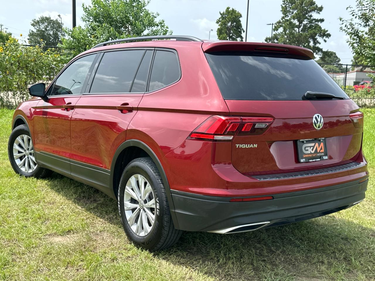 Volkswagen Tiguan S 2019