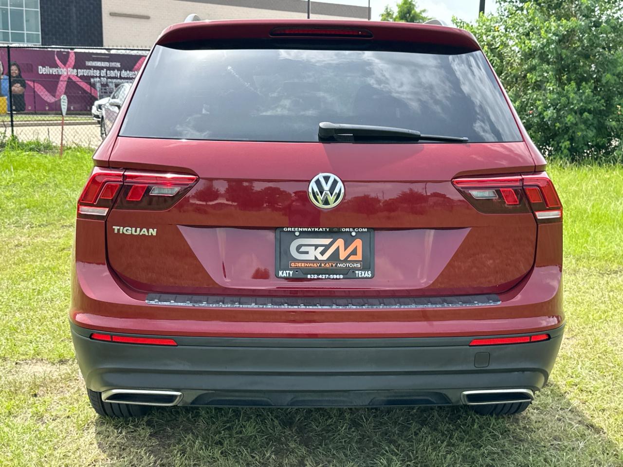 Volkswagen Tiguan S 2019