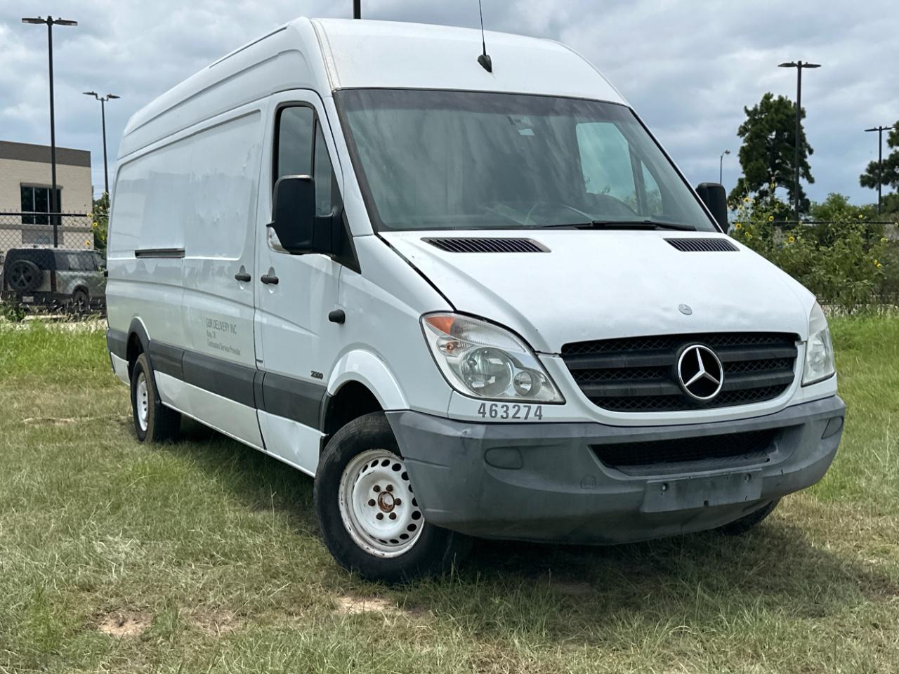 Mercedes-Benz Sprinter 2500 High Roof 170-in. WB 2011