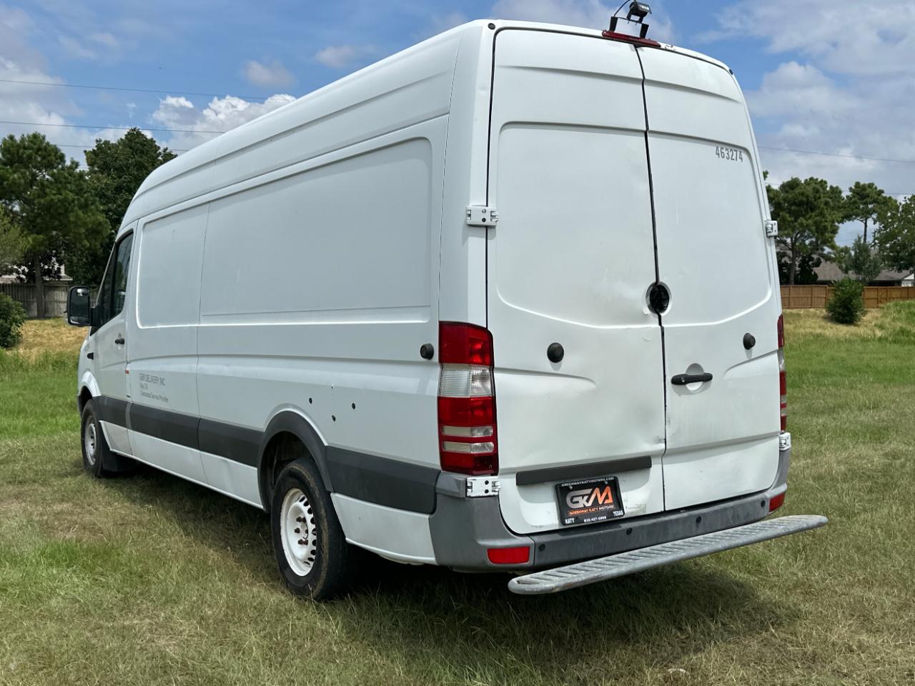Mercedes-Benz Sprinter 2500 High Roof 170-in. WB 2011
