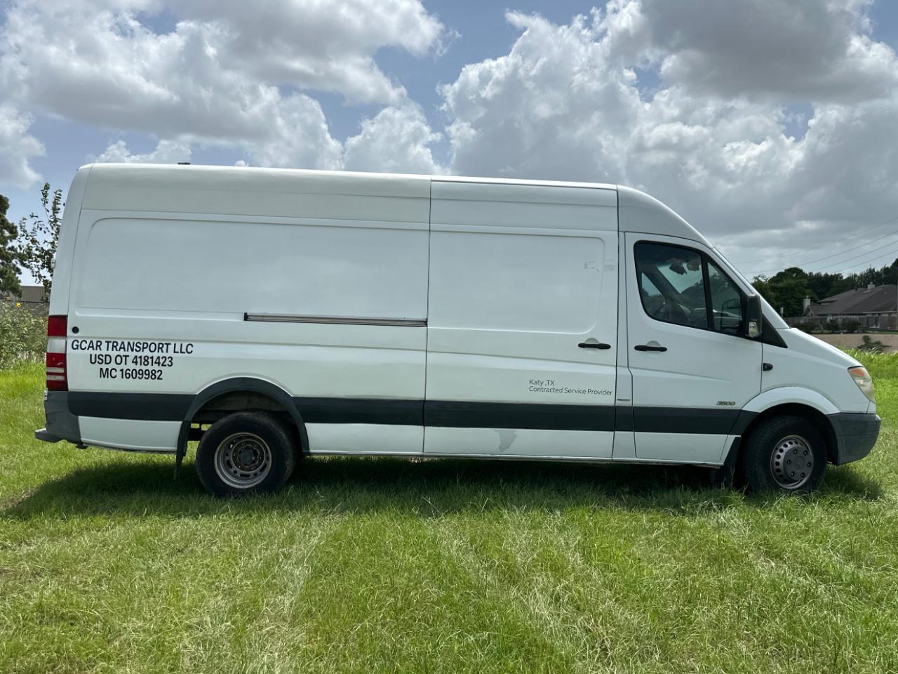 Mercedes-Benz Sprinter 3500 High Roof 170-in. WB EXT 2011
