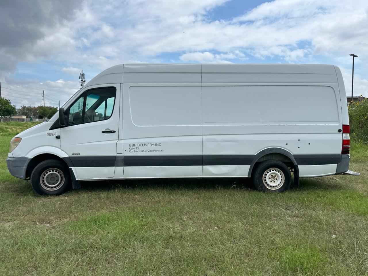 Mercedes-Benz Sprinter 2500 High Roof 170-in. WB 2011