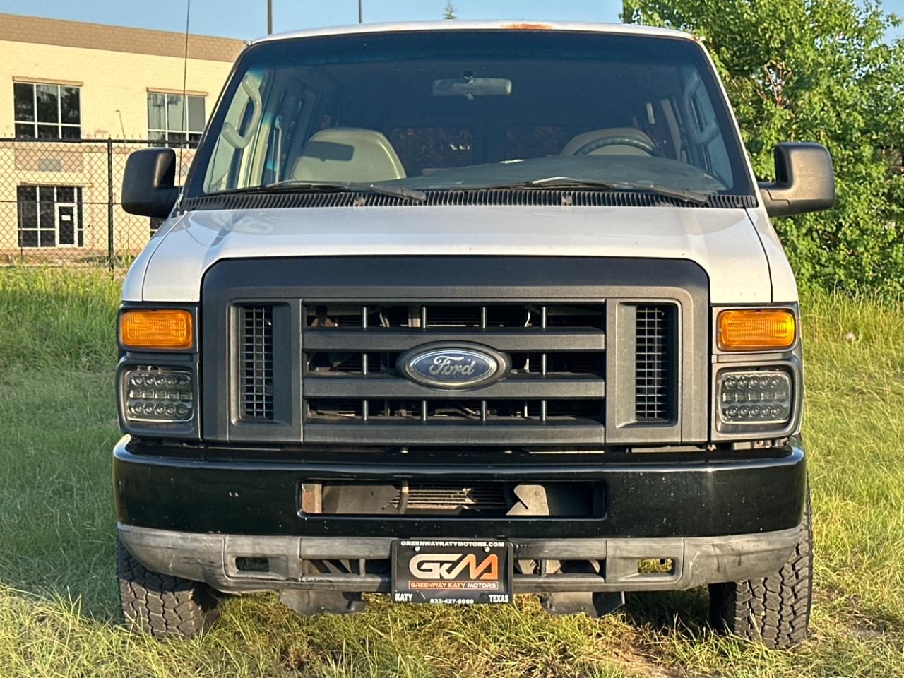 Ford Econoline E-150 XL 2008