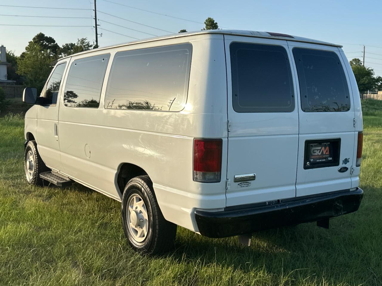 Ford Econoline E-150 XL 2008