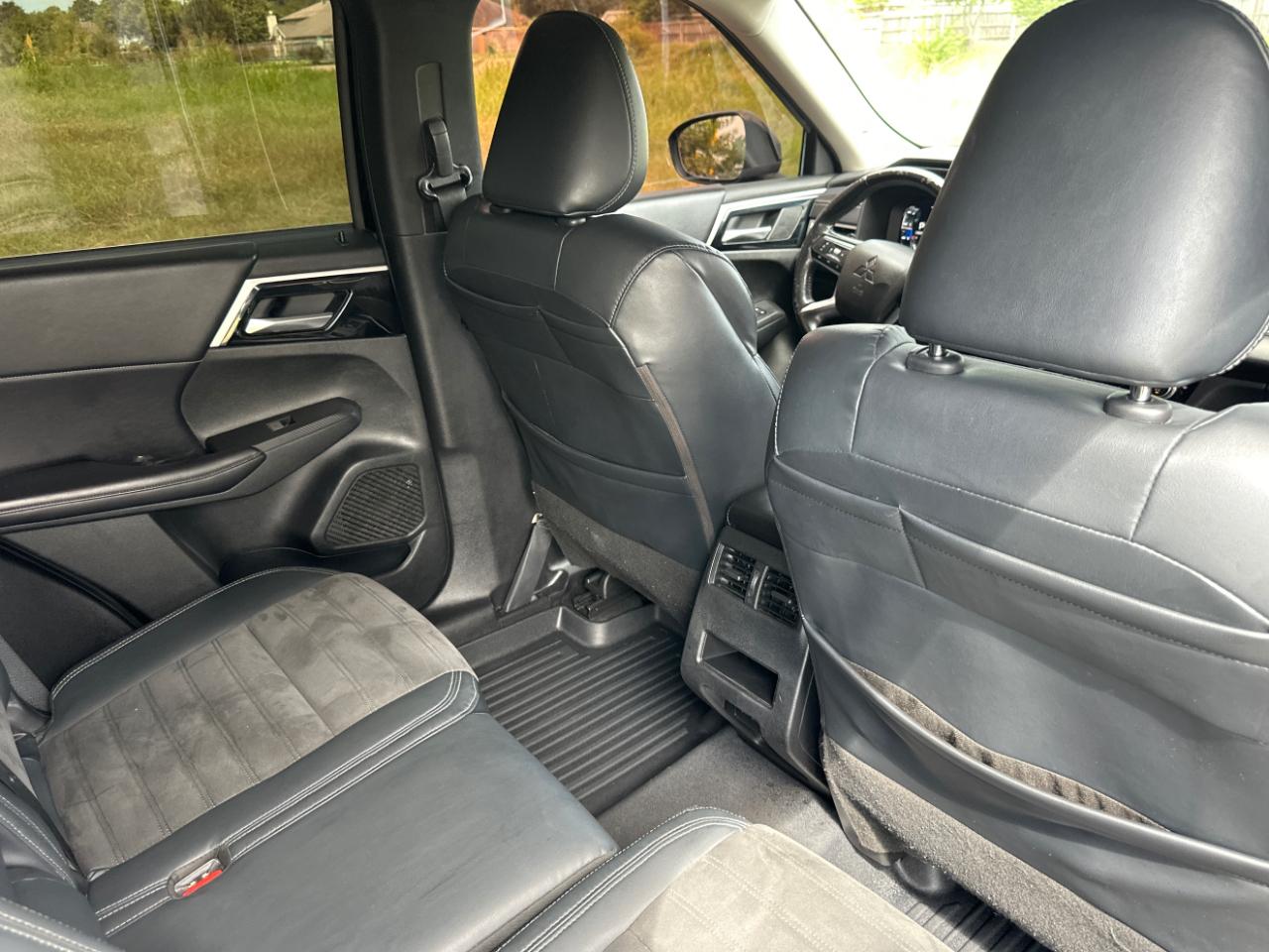 Mitsubishi Outlander SE 2WD 2023