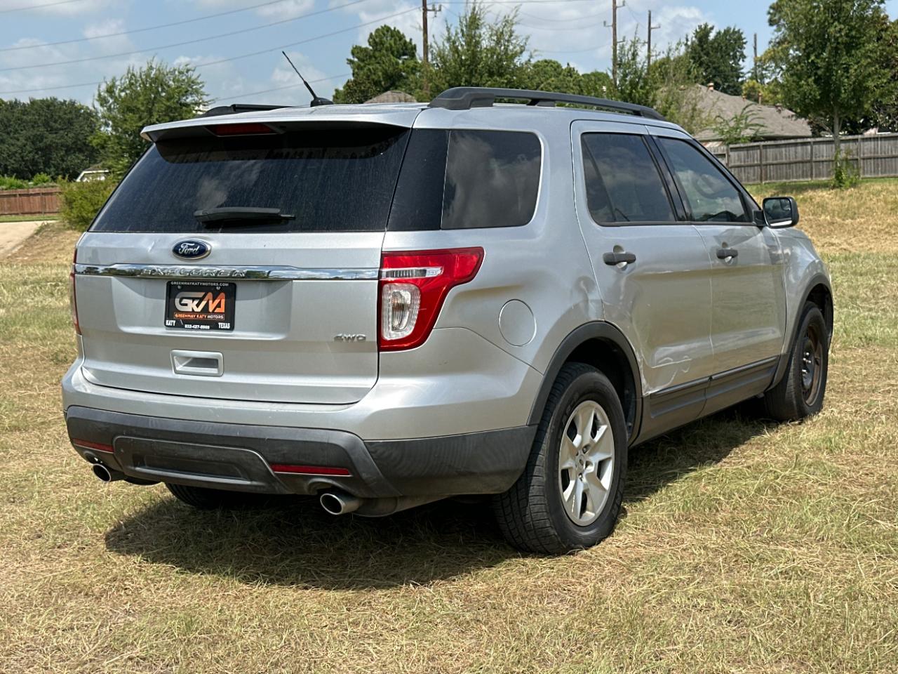 Ford Explorer Base 4WD 2013