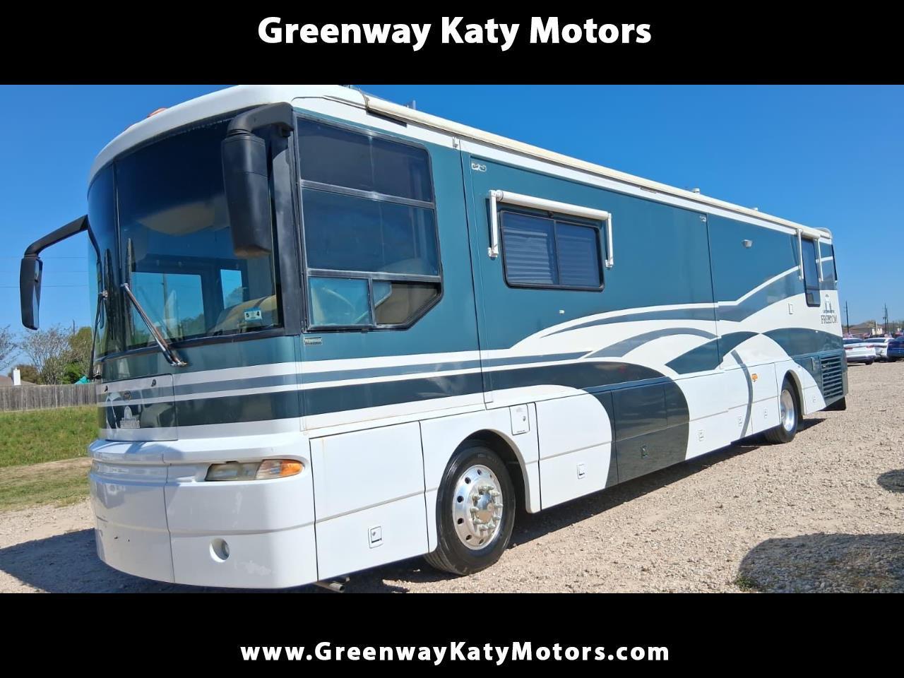 Winnebago Ultimate Freedom  2000