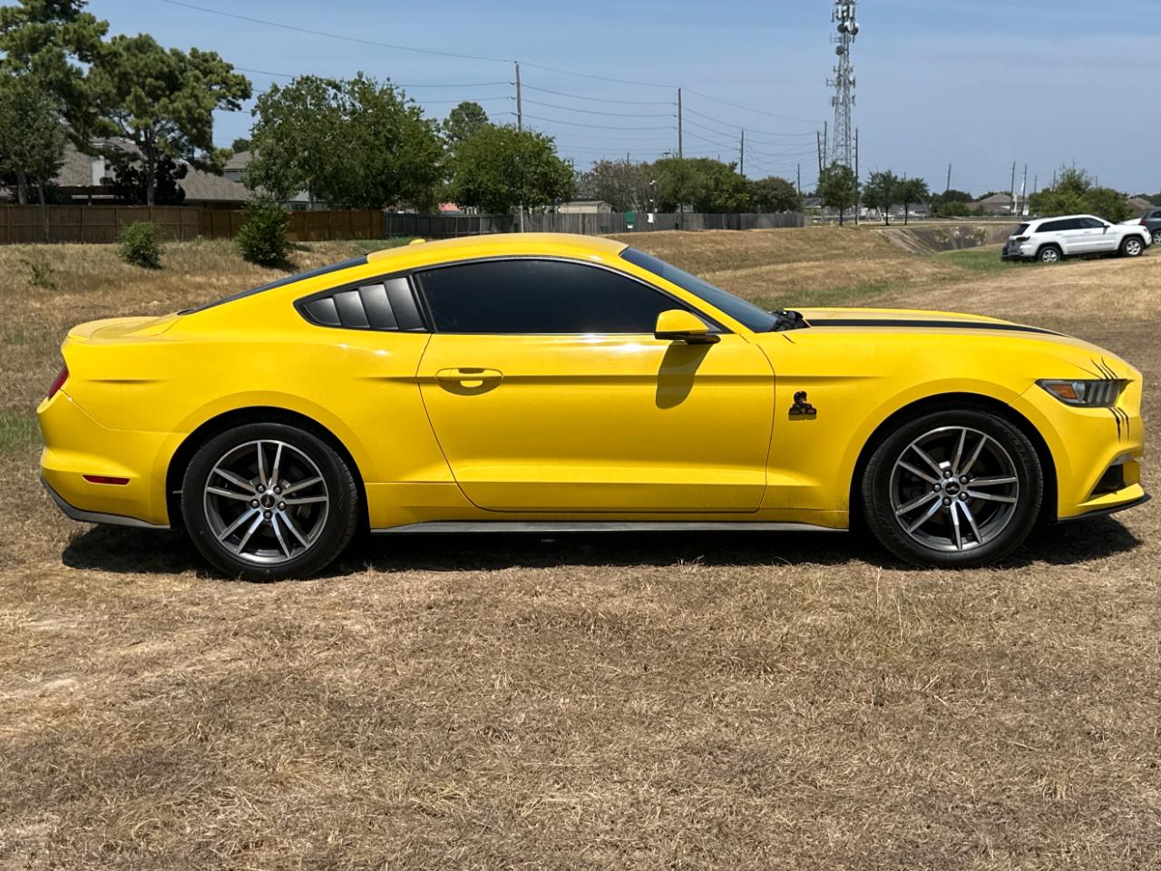 Ford Mustang EcoBoost Coupe 2017