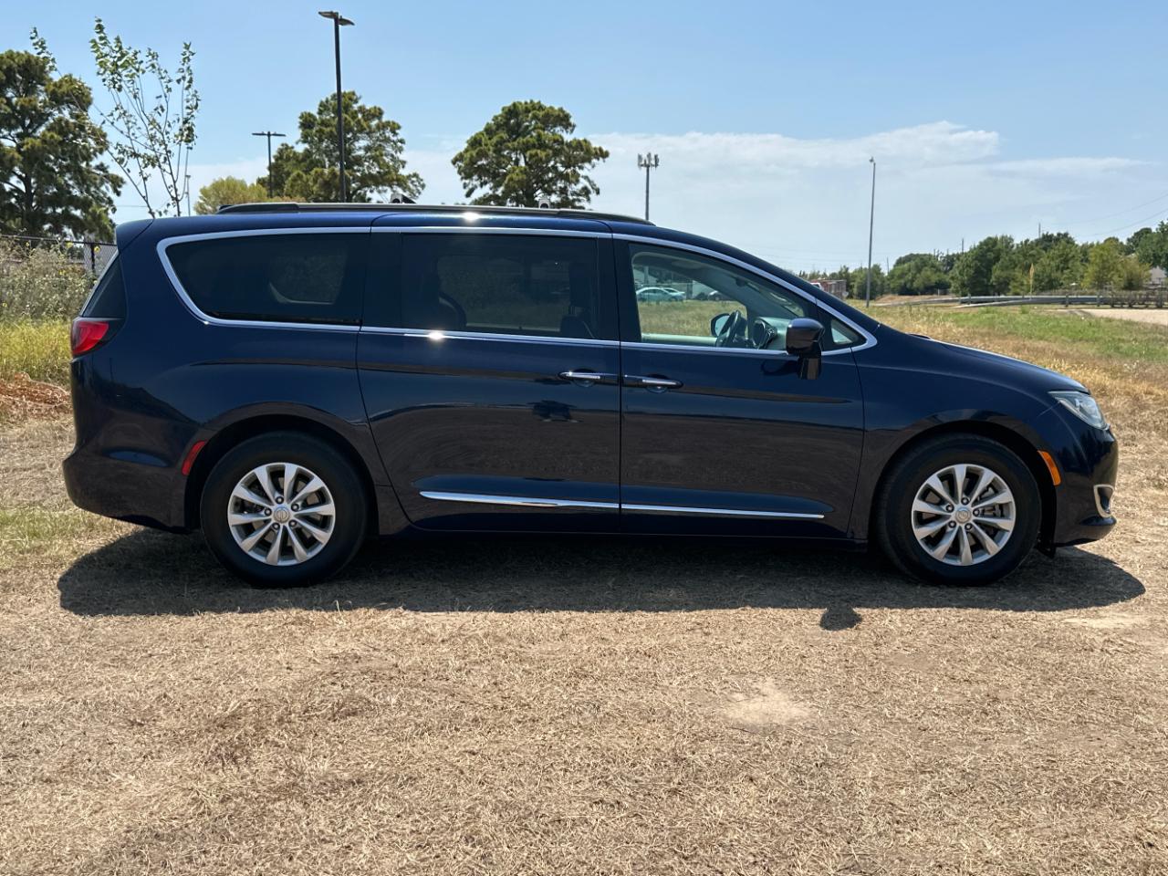 Chrysler Pacifica Touring-L 2017