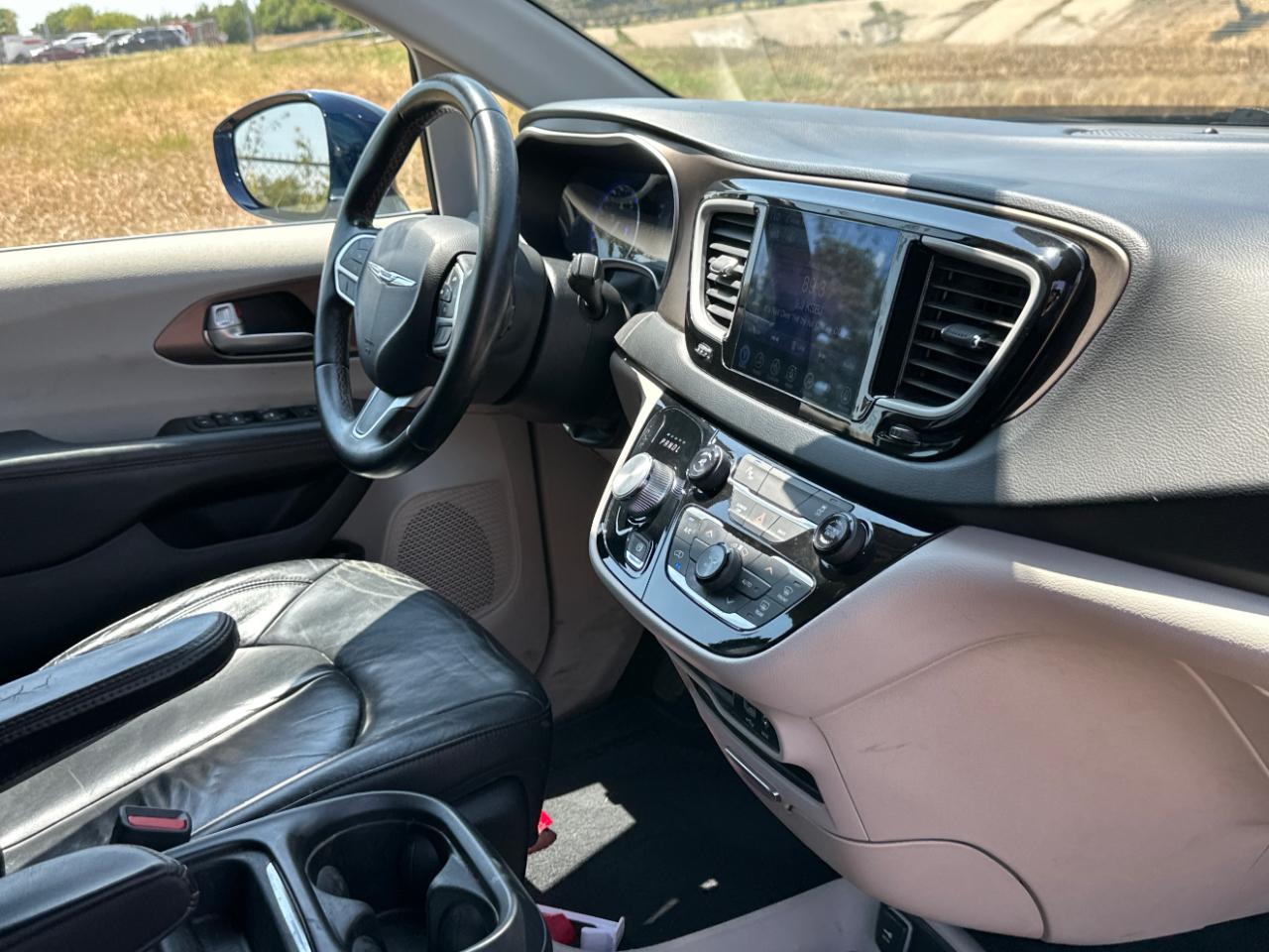 Chrysler Pacifica Touring-L 2017