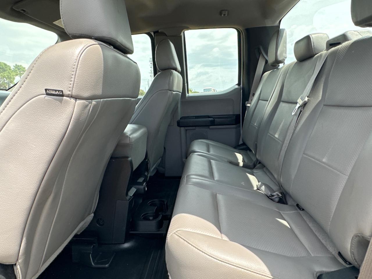 Ford F-150 XL SuperCab 6.5-ft. Bed 2WD 2017