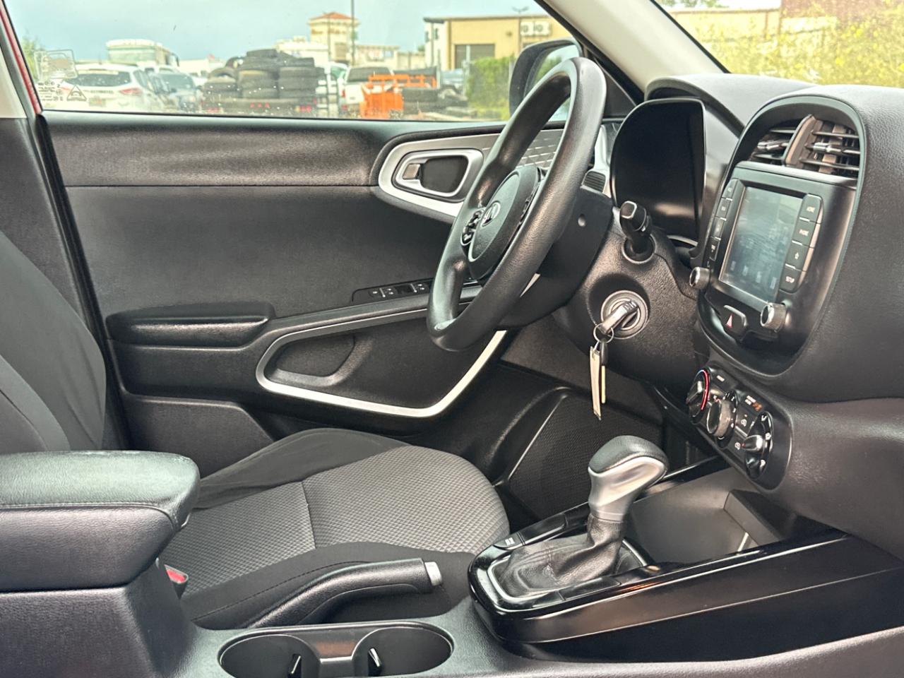 Kia Soul LX CVT 2020