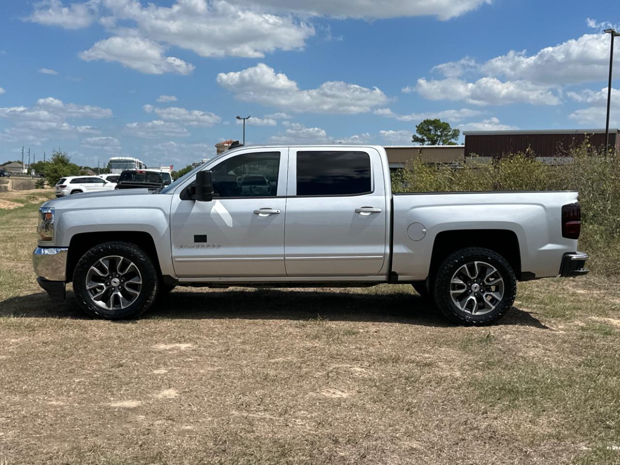 Chevrolet Silverado 1500 LT Crew Cab 2WD 2017