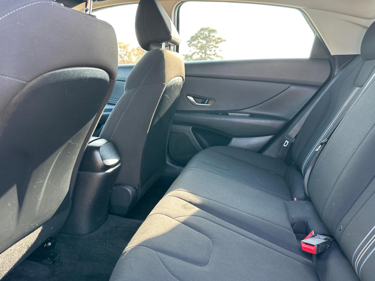 Hyundai Elantra  2022