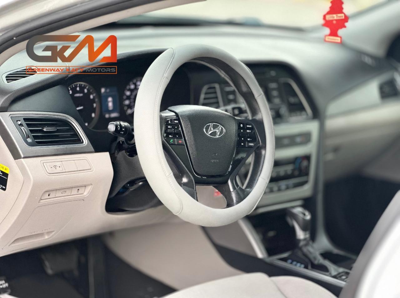 Hyundai Sonata 4dr Sdn 2.4L 2017