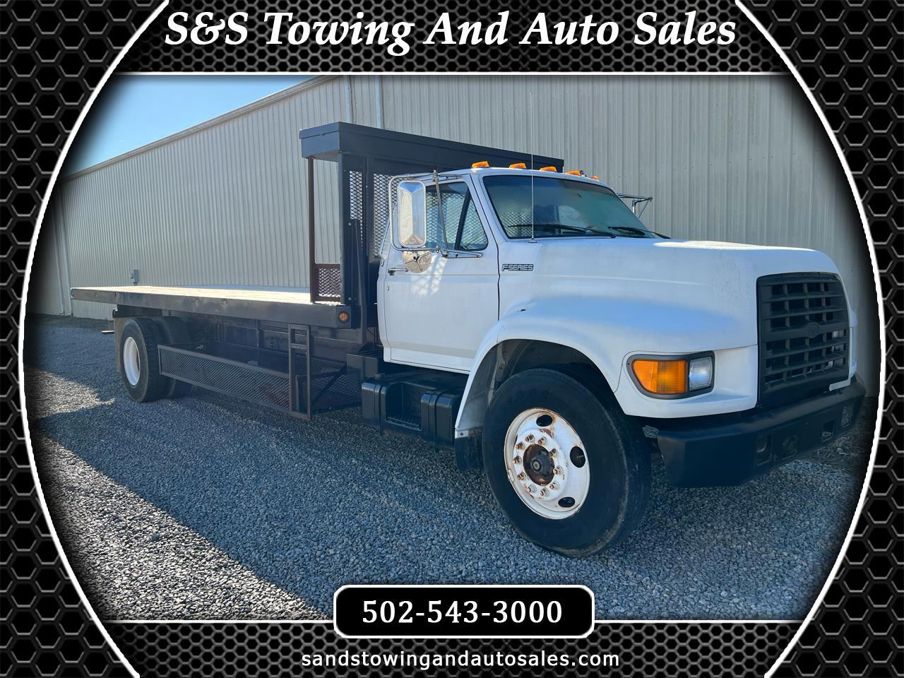 Ford F800  1999