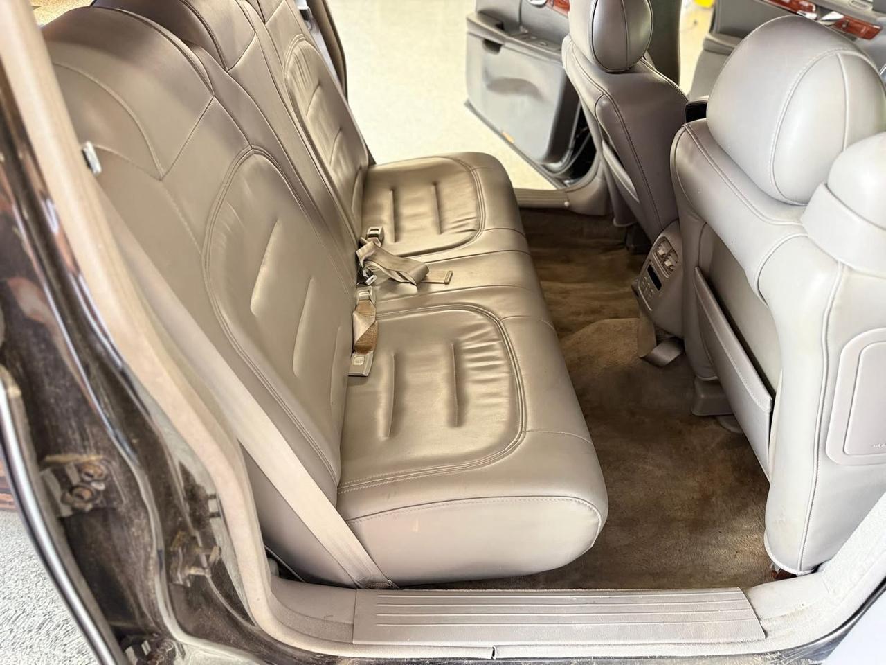 Cadillac DeVille Professional 4dr Sdn Limousine 2003