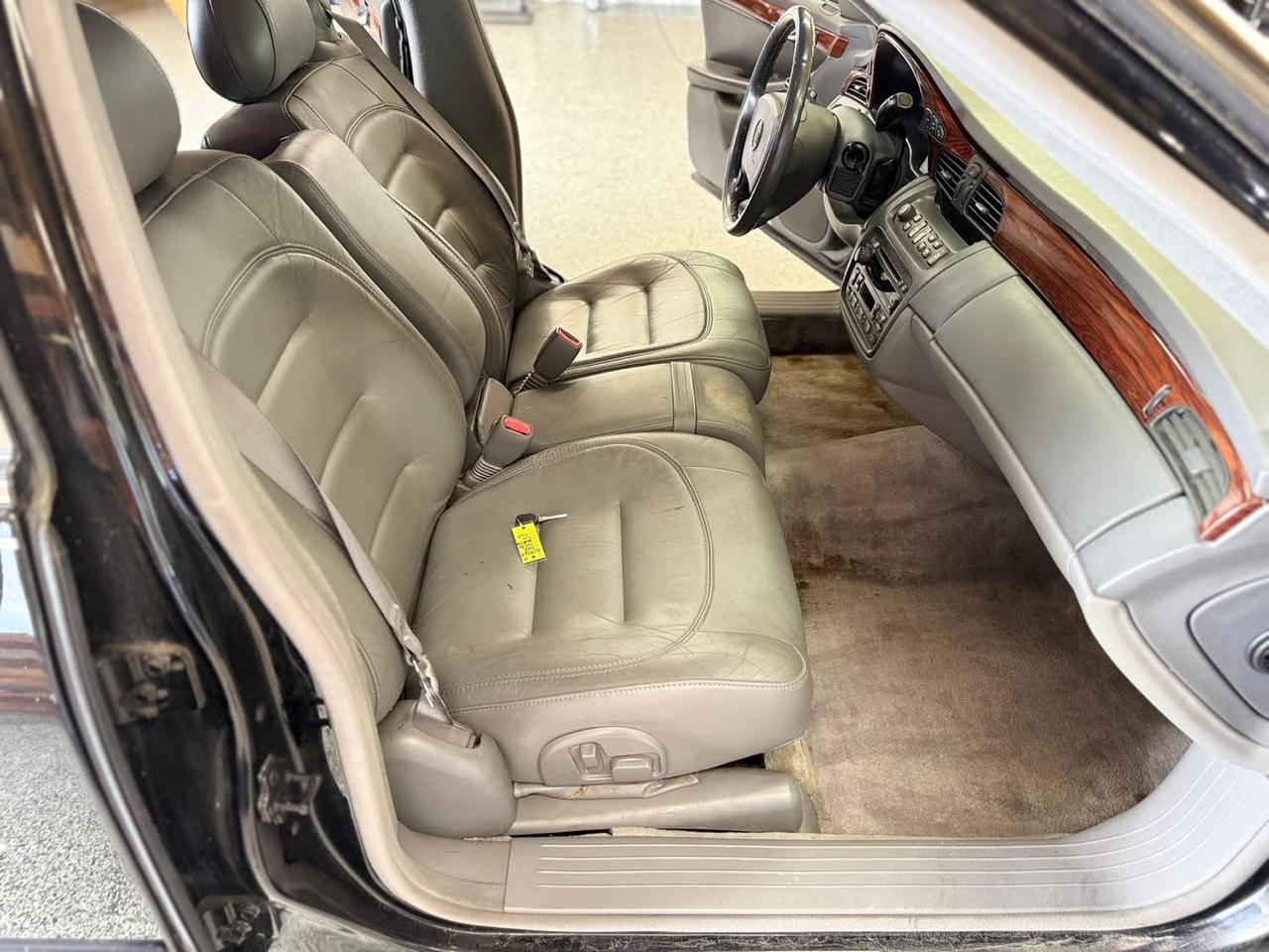 Cadillac DeVille Professional 4dr Sdn Limousine 2003
