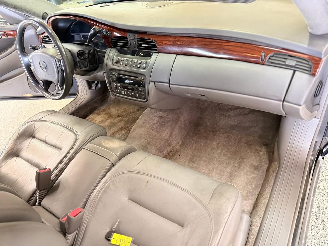 Cadillac DeVille Professional 4dr Sdn Limousine 2003