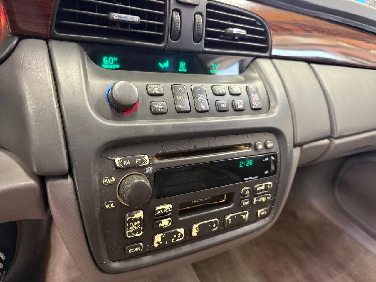 Cadillac DeVille Professional 4dr Sdn Limousine 2003