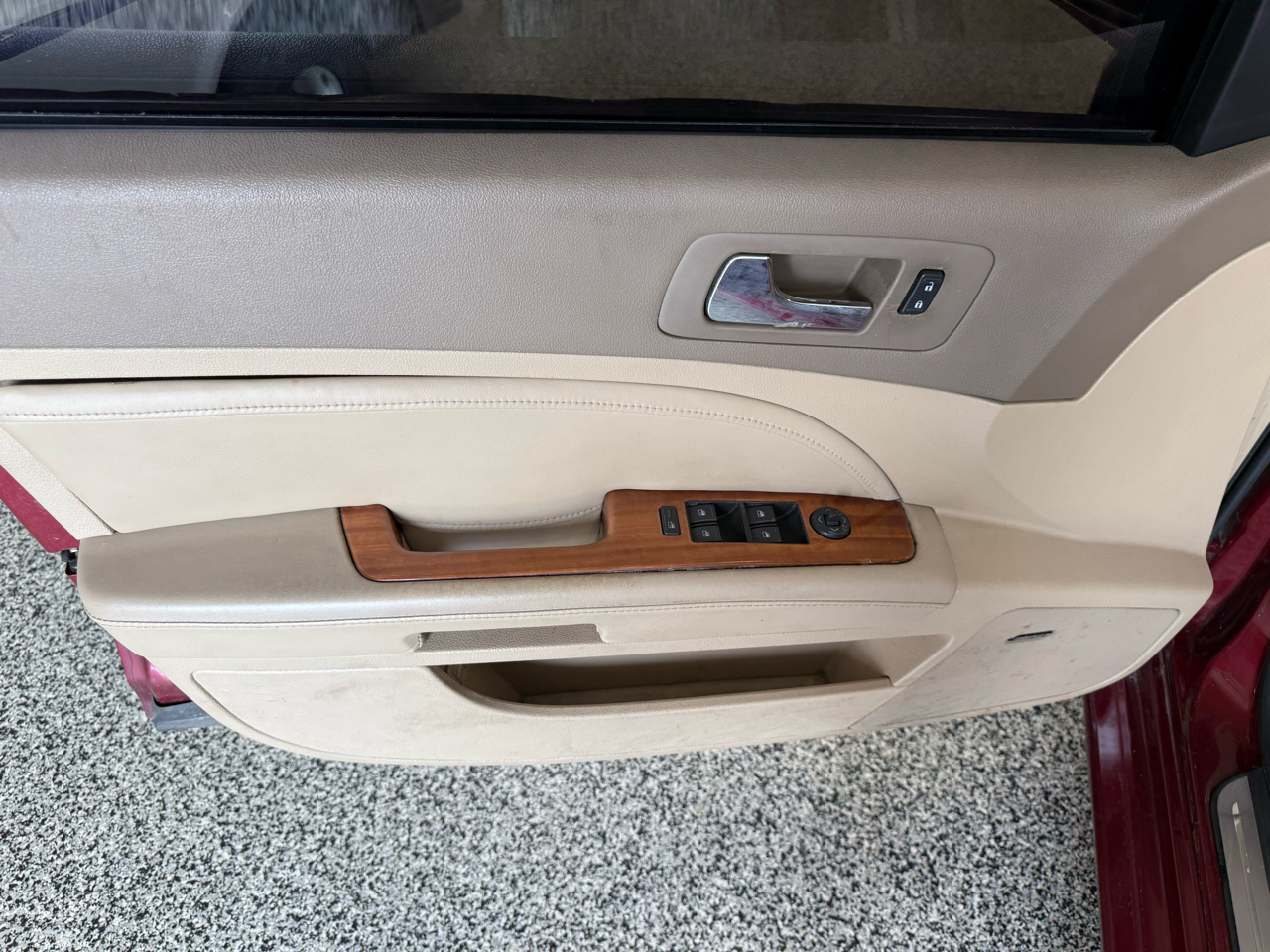 Cadillac STS 4dr Sdn V6 2007