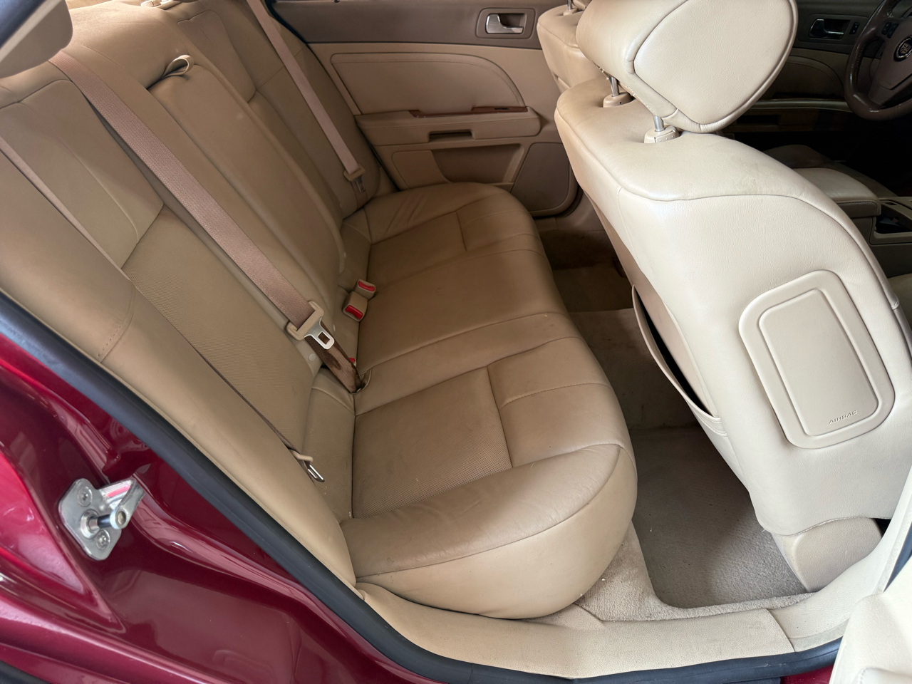 Cadillac STS 4dr Sdn V6 2007